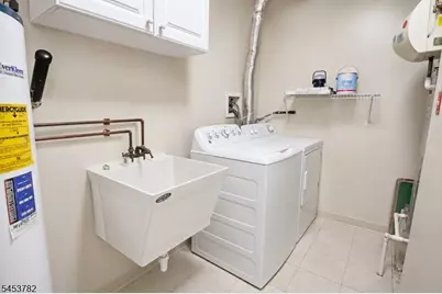 37 Park Edge, Berkeley Heights Township, NJ 07922 - Photo 11