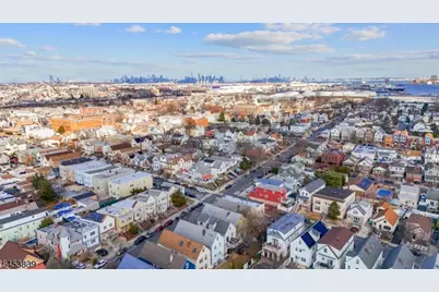 84 W 3rd St, Bayonne, NJ 07002 - Photo 33