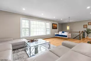 67 Kinnan Way, Bernards Township, NJ 07920 - Photo 9