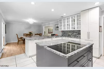 67 Kinnan Way, Bernards Township, NJ 07920 - Photo 17