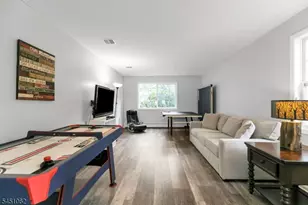 67 Kinnan Way, Bernards Township, NJ 07920 - Photo 35