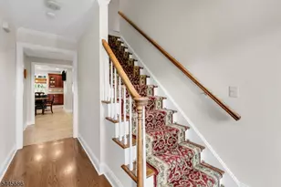 87 Peachtree Rd, Bernards Township, NJ 07920 - Photo 3