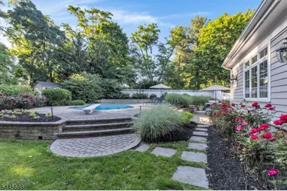 87 Peachtree Rd, Bernards Township, NJ 07920 - Photo 39