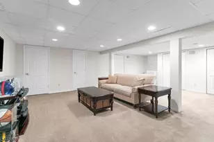 87 Peachtree Rd, Bernards Township, NJ 07920 - Photo 33