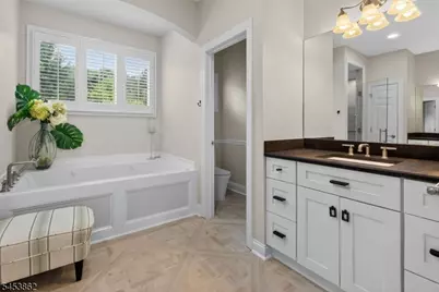 2 Glencree Ln, Clinton Township, NJ 08833 - Photo 15