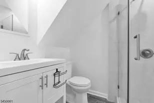 3641 Bergen Ct, North Bergen, NJ 07047 - Photo 7