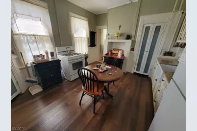 201 Clifton Ave, Newark, NJ 07104 - Photo 9