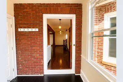 2 Cloverhill Pl #1, Montclair, NJ 07042 - Photo 3