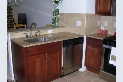 1203 Wharton Ct, Riverdale, NJ 07457 - Photo 3