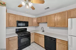 116 Whisper Way E, Roxbury Township, NJ 07852 - Photo 19