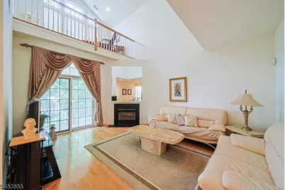 604 Turlington Ct #234, Livingston, NJ 07039 - Photo 7
