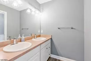 1941 Mountain Top Rd, Bridgewater Twp., NJ 08807 - Photo 27