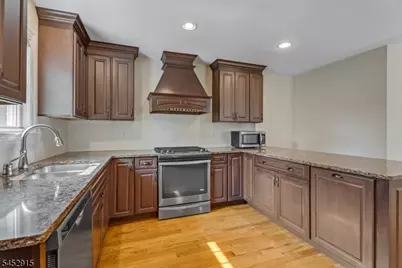 51 Summit Ave, Unit A, Chatham, NJ 07928 - Photo 9