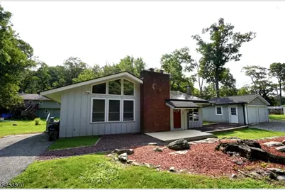 5 Woodlawn Dr, Andover Township, NJ 07821 - Photo 1