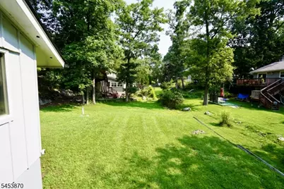 5 Woodlawn Dr, Andover Township, NJ 07821 - Photo 31