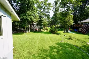 5 Woodlawn Dr, Andover Township, NJ 07821 - Photo 31