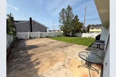 2116 Pleasant Pkwy, Union Township, NJ 07083 - Photo 31