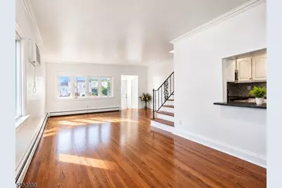 19 Jonquil Cir, Woodbridge Township, NJ 08863 - Photo 3