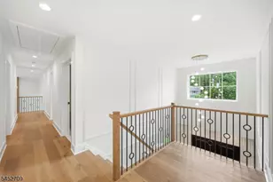 4 Dorrien Rd, Livingston, NJ 07039 - Photo 15