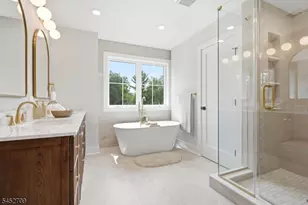 4 Dorrien Rd, Livingston, NJ 07039 - Photo 17