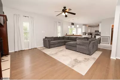 20 Gregory St, Hazlet Township, NJ 07730 - Photo 9