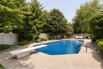 20 Gregory St, Hazlet Township, NJ 07730 - Photo 43