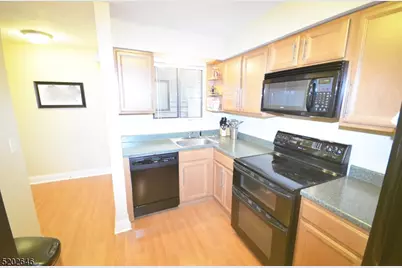 117 Overlook Dr, Union Township, NJ 08809 - Photo 5