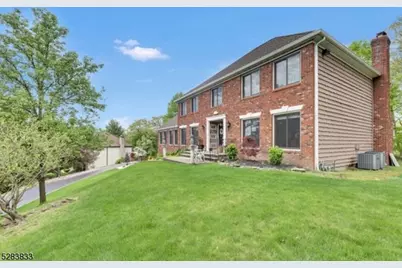 60 Ivy Pl, Wayne, NJ 07470 - Photo 3