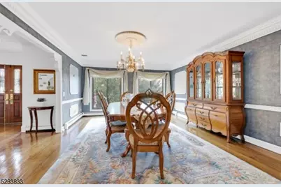 60 Ivy Pl, Wayne, NJ 07470 - Photo 9