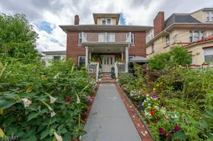 300 Ridge St, Newark, NJ 07104 - Photo 1