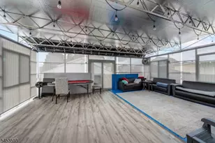 300 Ridge St, Newark, NJ 07104 - Photo 17