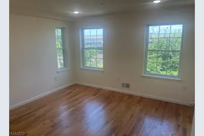 800 Bergen St, Newark, NJ 07108 - Photo 11