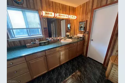 83 Drake Rd, Franklin Township, NJ 08873 - Photo 11