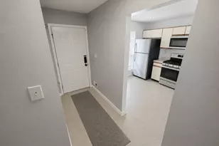 87 Goodwin Dr, North Brunswick Township, NJ 08902 - Photo 5