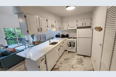 1 Purgatory Ct, Vernon, NJ 07462 - Photo 7