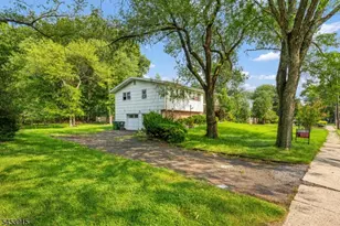 454 Plainfield Rd, Edison Twp., NJ 08820 - Photo 3