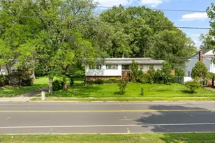 454 Plainfield Rd, Edison Twp., NJ 08820 - Photo 27