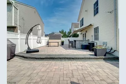 402 N 16th St, Kenilworth, NJ 07033 - Photo 33