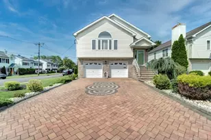 402 N 16th St, Kenilworth, NJ 07033 - Photo 1