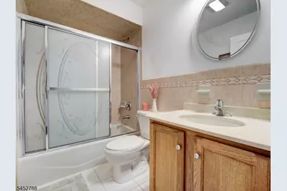 402 N 16th St, Kenilworth, NJ 07033 - Photo 19