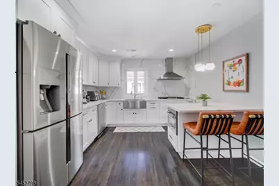 402 N 16th St, Kenilworth, NJ 07033 - Photo 9