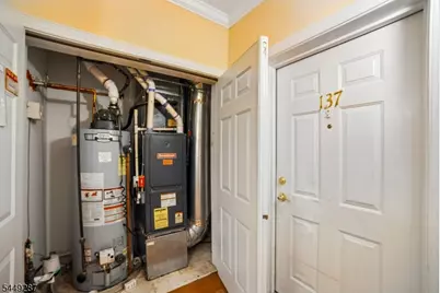 137 Ridgeview Ln #137, Mount Arlington, NJ 07856 - Photo 7