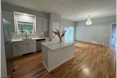 32 Woodland Dr, Jefferson Township, NJ 07438 - Photo 13