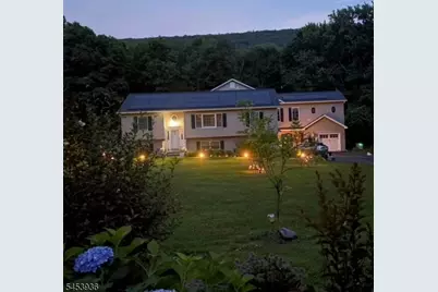 32 Woodland Dr, Jefferson Township, NJ 07438 - Photo 5
