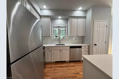 32 Woodland Dr, Jefferson Township, NJ 07438 - Photo 11