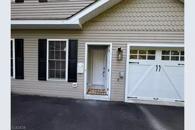 32 Woodland Dr, Jefferson Township, NJ 07438 - Photo 9