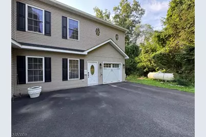 32 Woodland Dr, Jefferson Township, NJ 07438 - Photo 7
