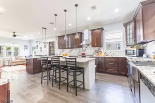 378 Fairview Ave, Orange, NJ 07050 - Photo 9