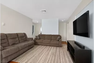 13 Evergreen Dr, Union Township, NJ 08809 - Photo 3