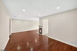 1004 Bayley Ct, Bridgewater, NJ 08807 - Photo 17